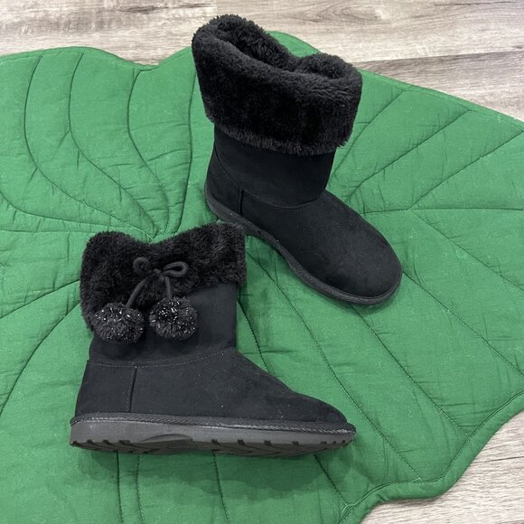 Thereabouts Girls Youth 1 Black Faux Fur Pom Pom Boots - Picture 1 of 9